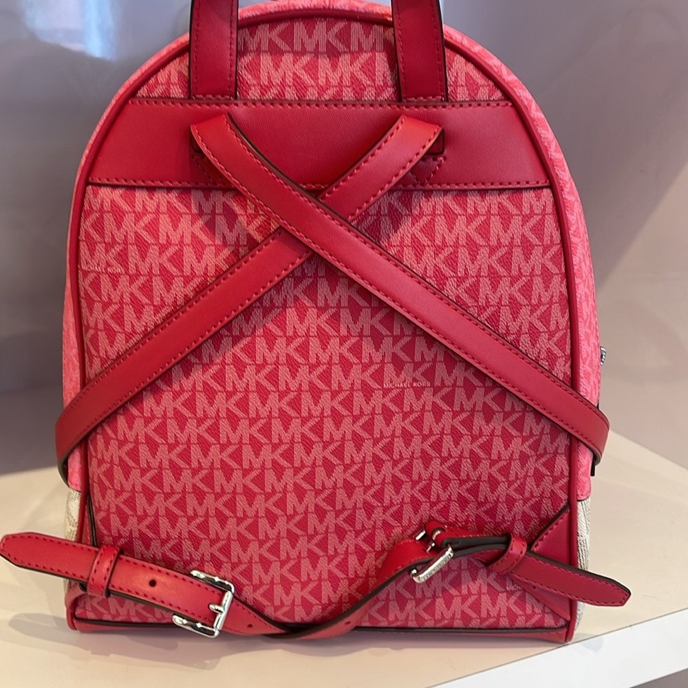 MICHAEL KORS Rhea Medium Zip Color-Block Signature Logo Backpack
DKRSPBRYMLT
NWT - Picture 7 of 16